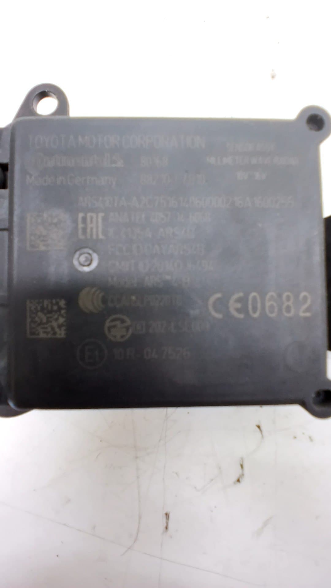 Recambio TOYOTA C-HR ref. 88210F4010 3