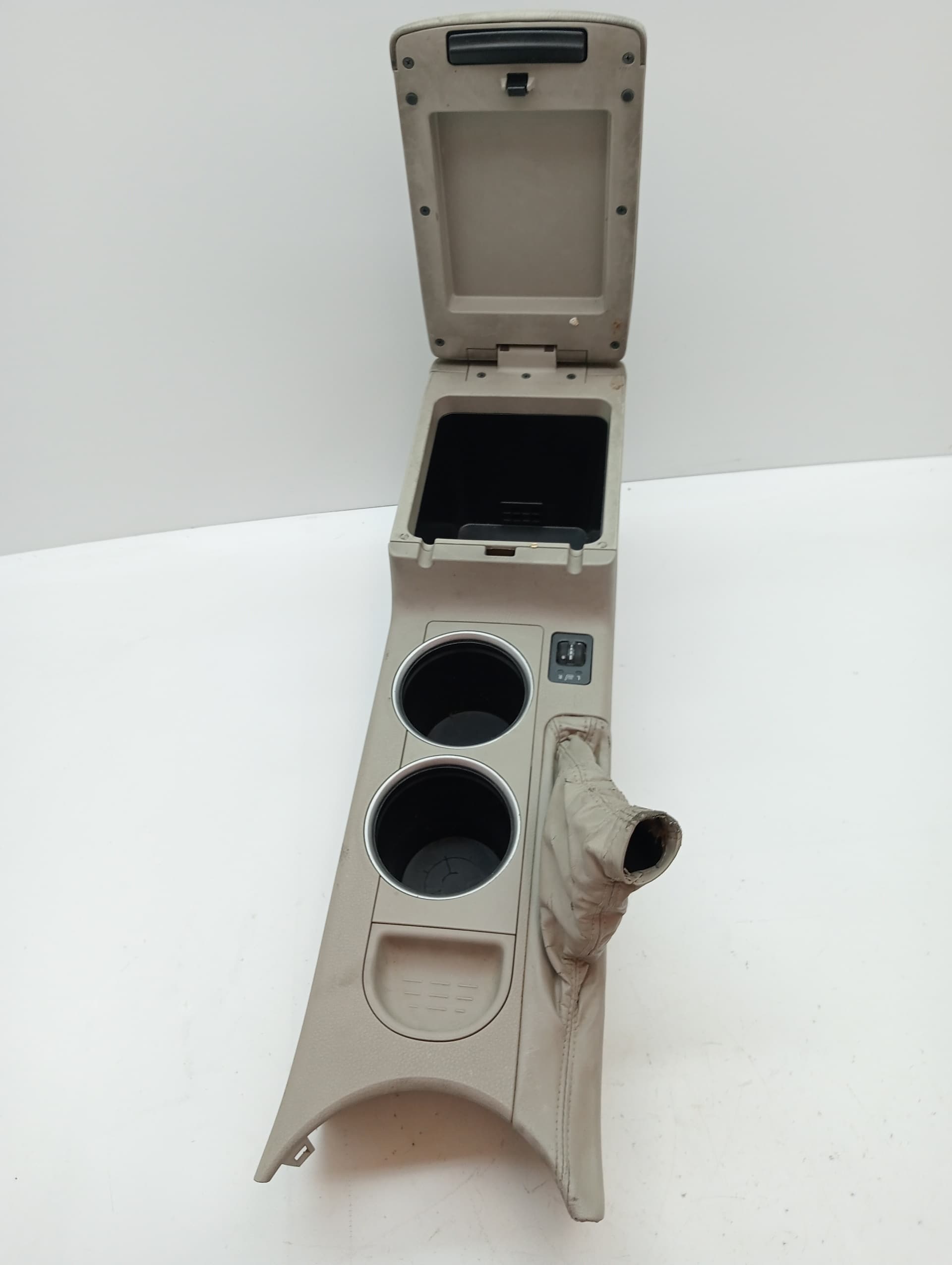Consola central SUBARU LEGACY FAMILIAR/OUTBACK B13 (BP) 3