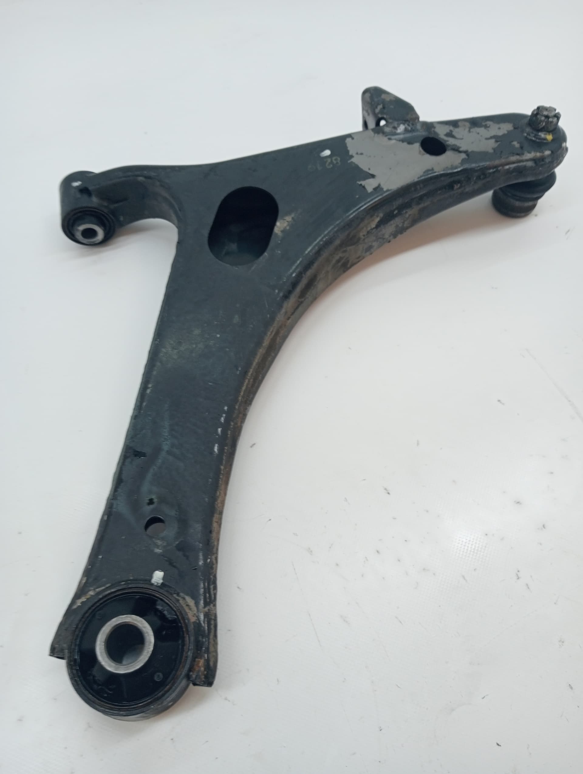 Brazo suspension inferior delantero izquierdo SUBARU LEGACY FAMILIAR/OUTBACK B13 (BP) 2