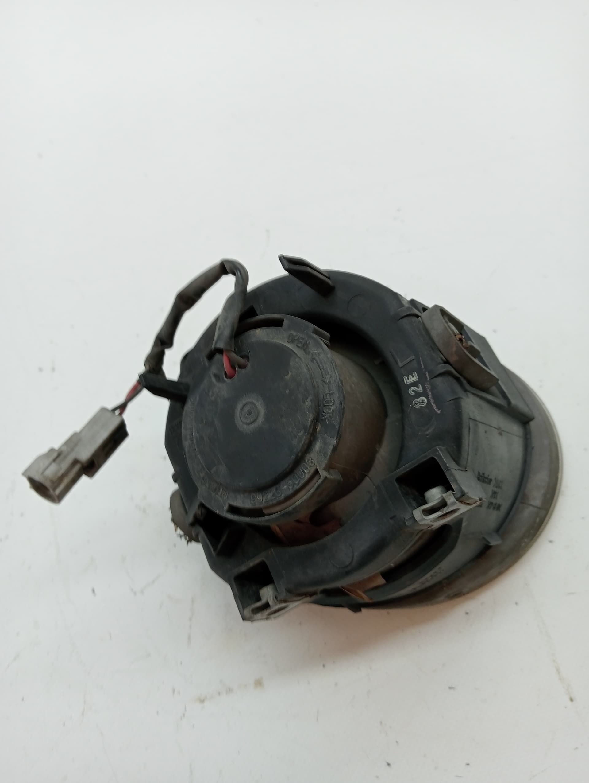 Faro antiniebla izquierdo SUBARU LEGACY FAMILIAR/OUTBACK B13 (BP) 3