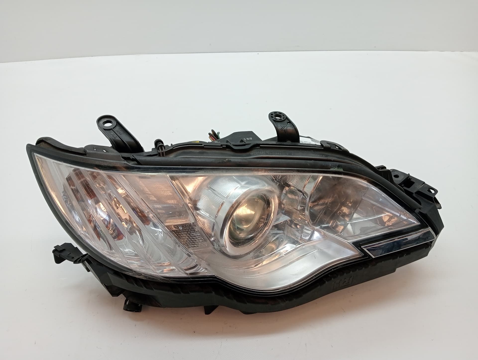 Faro derecho SUBARU LEGACY FAMILIAR/OUTBACK B13 (BP)