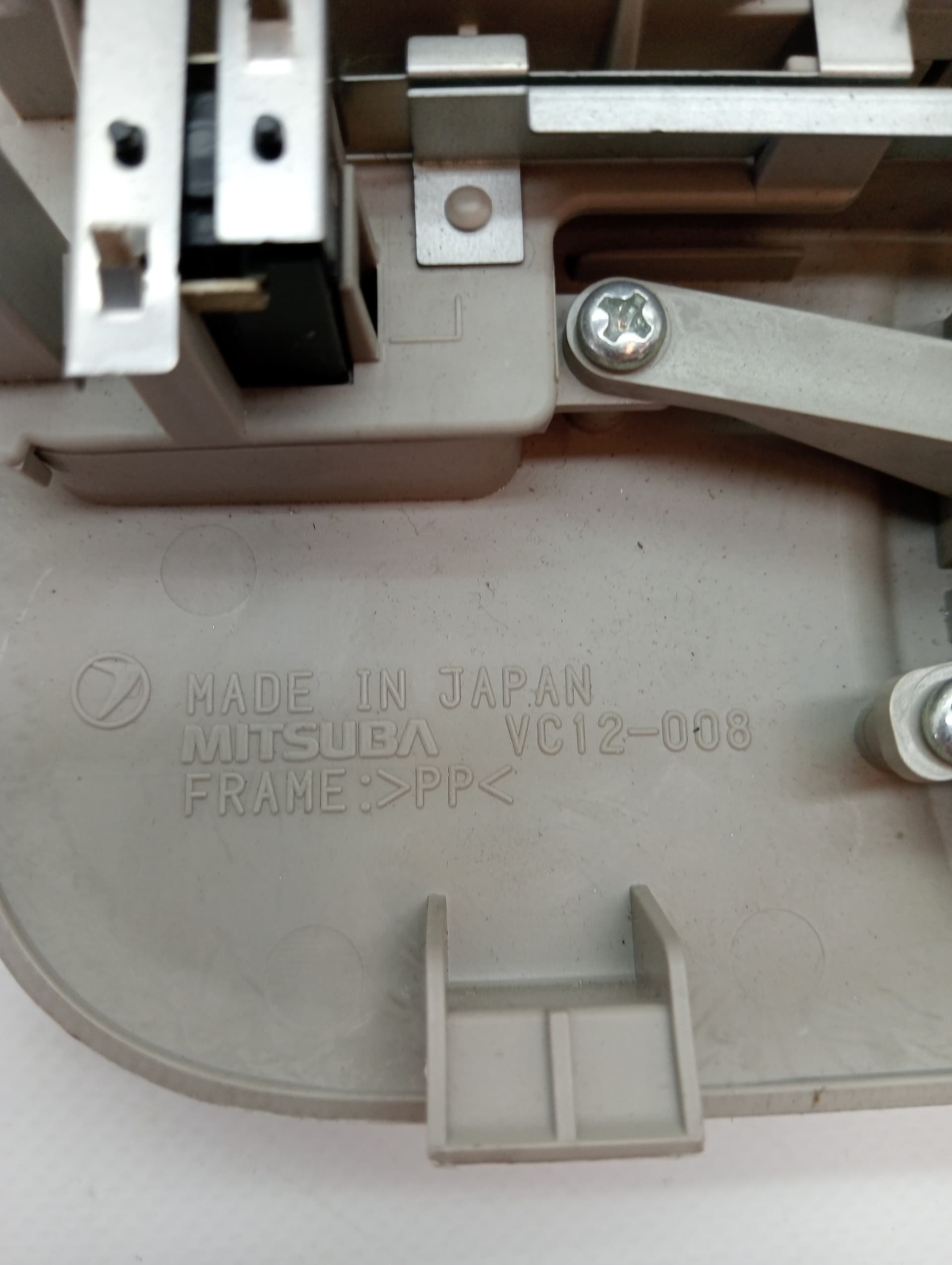 Luz interior SUBARU LEGACY FAMILIAR/OUTBACK B13 (BP) 2