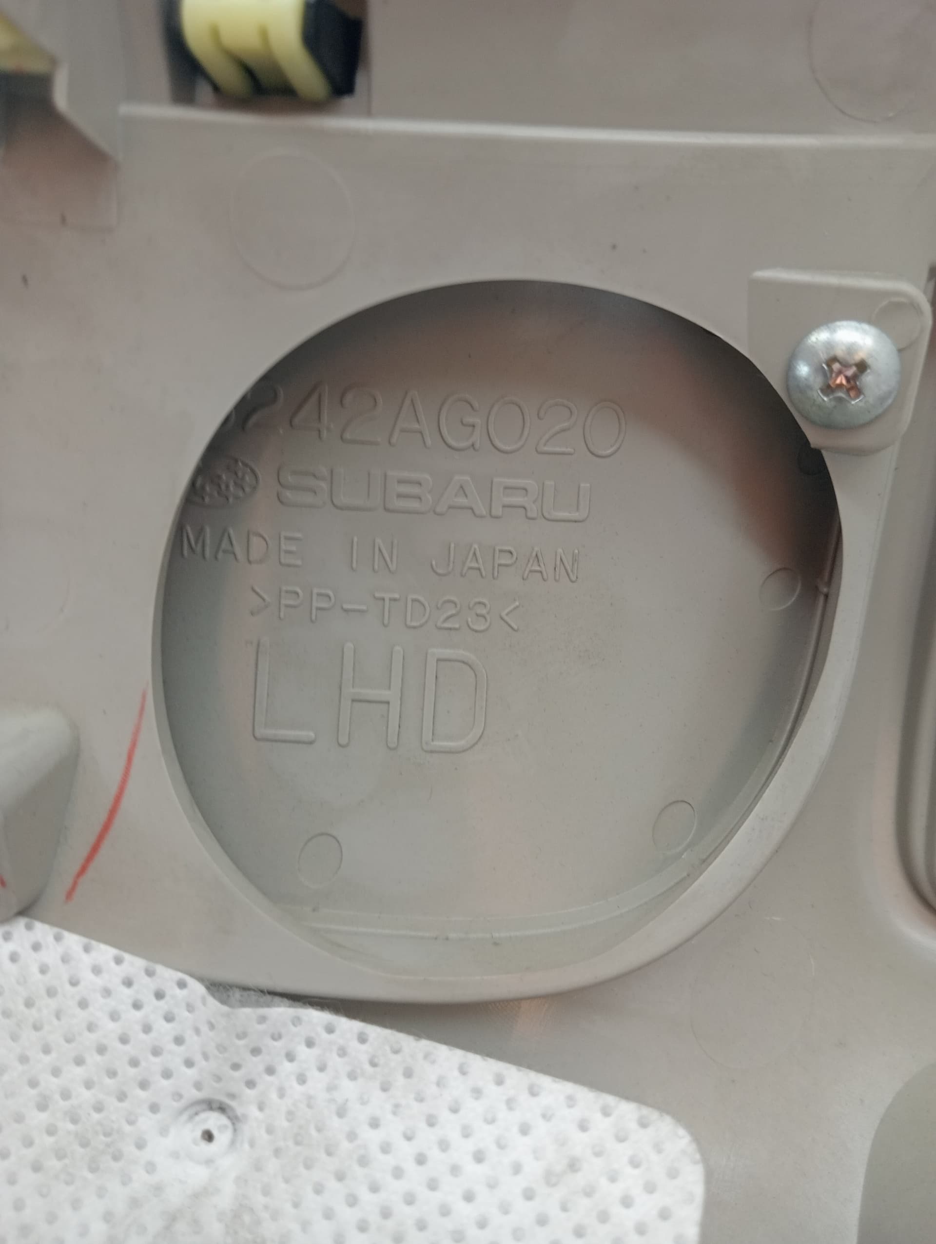 Plastico SUBARU LEGACY FAMILIAR/OUTBACK B13 (BP) 3