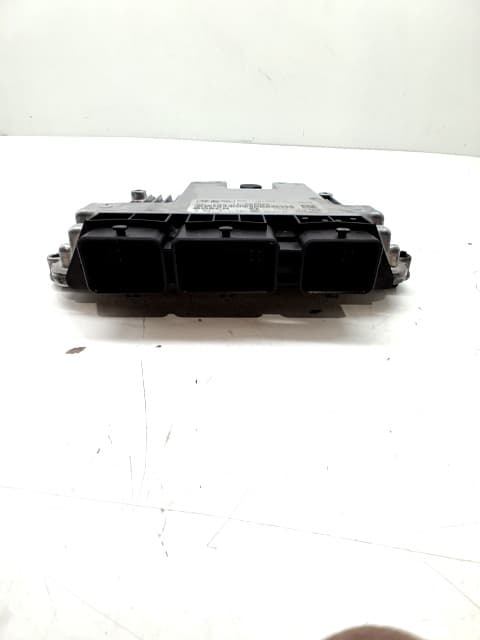 Centralita motor uce FORD FOCUS II (DA_, HCP, DP) 2