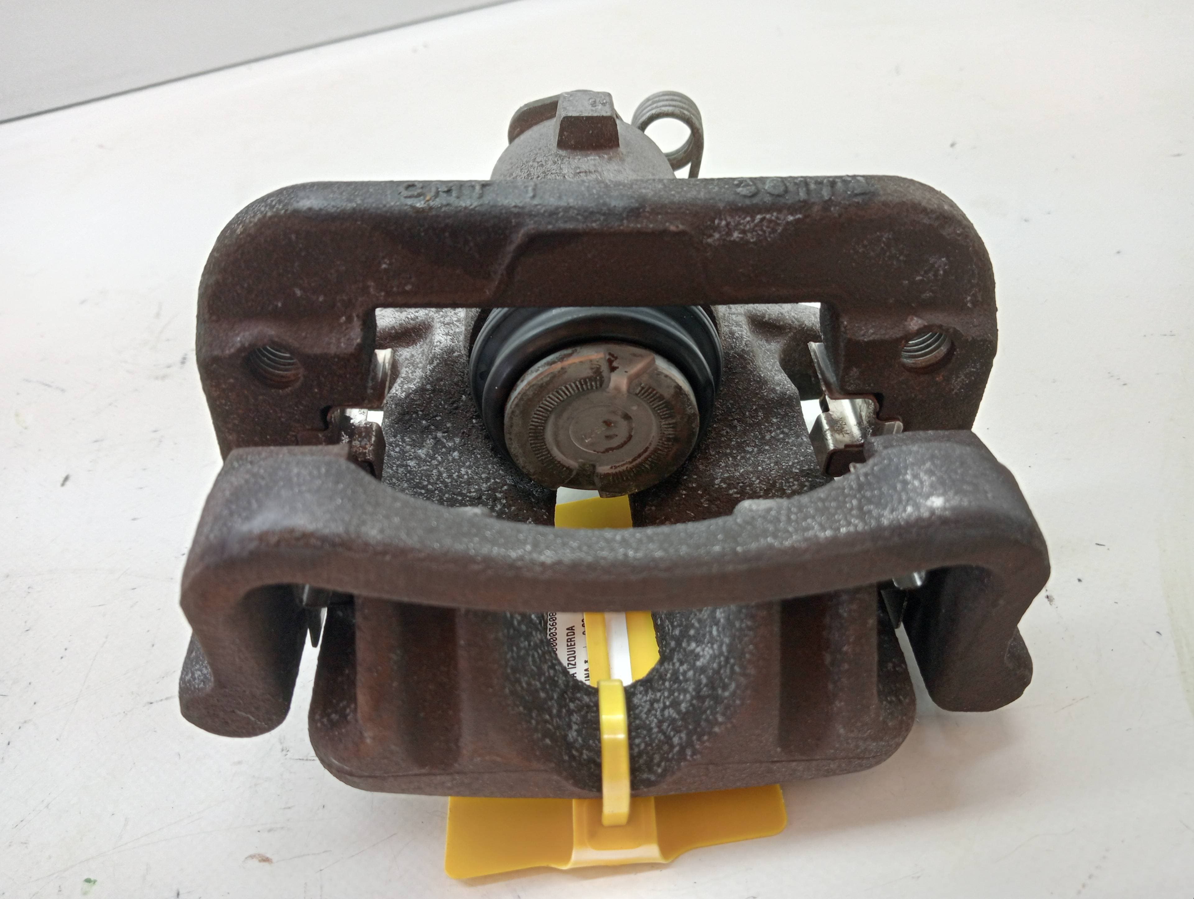 Recambio OPEL INSIGNIA BERLINA ref. 13370461 2