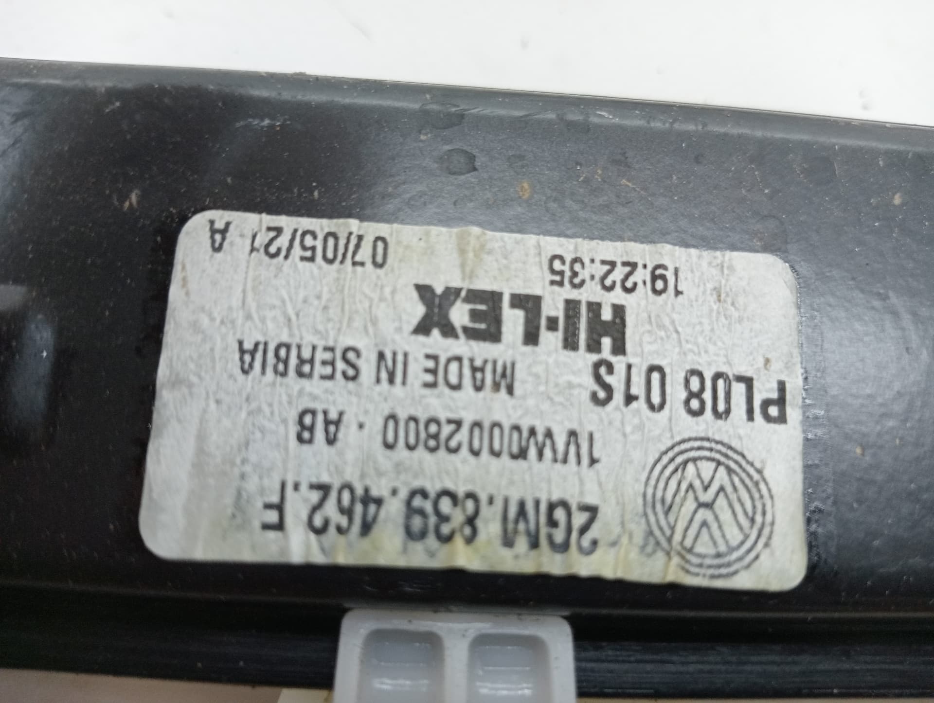 Elevalunas trasero derecho VOLKSWAGEN T-CROSS 2