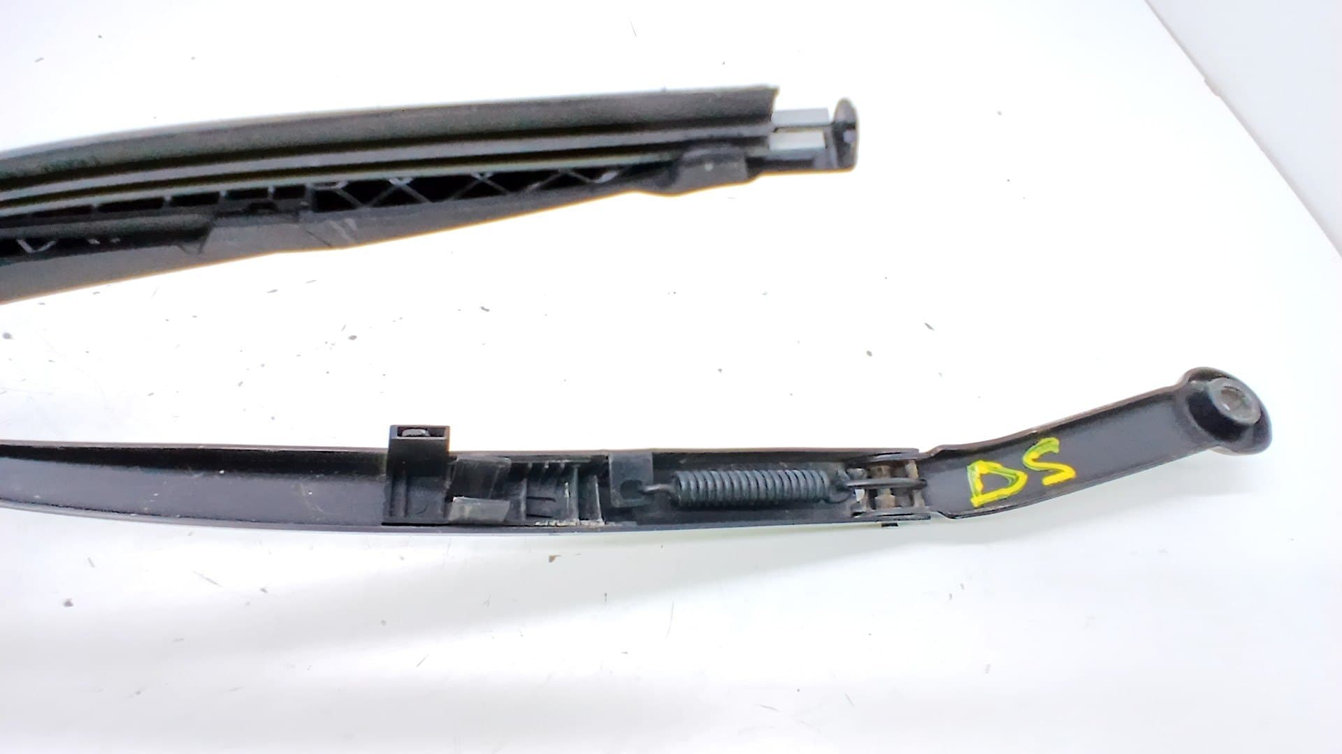 Brazo limpia delantero izquierdo BMW SERIE 3 BERLINA (E46) 2