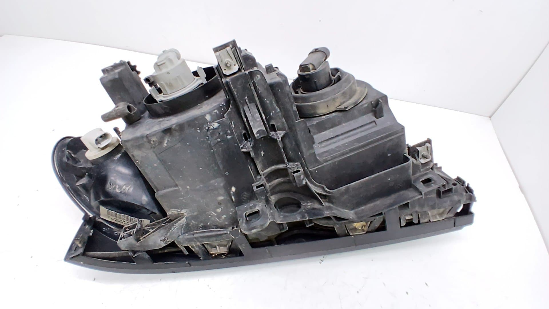 Faro izquierdo BMW SERIE 3 BERLINA (E46) 3