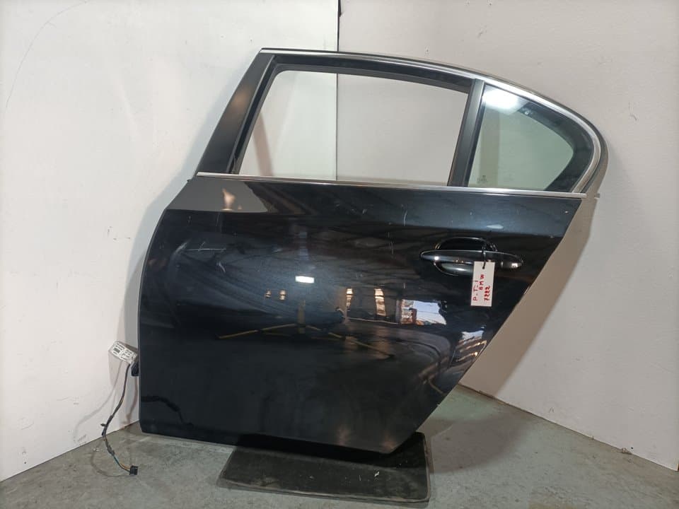 Puerta trasera izquierda BMW SERIE 5 BERLINA (E60)