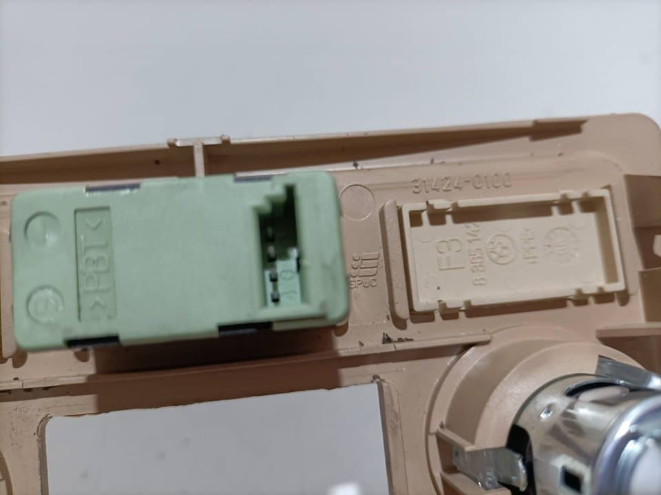 Plastico BMW SERIE 5 BERLINA (E60) 2