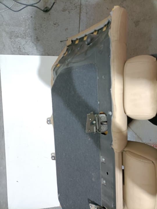 Cerradura asientos traseros BMW SERIE 5 BERLINA (E60) 3