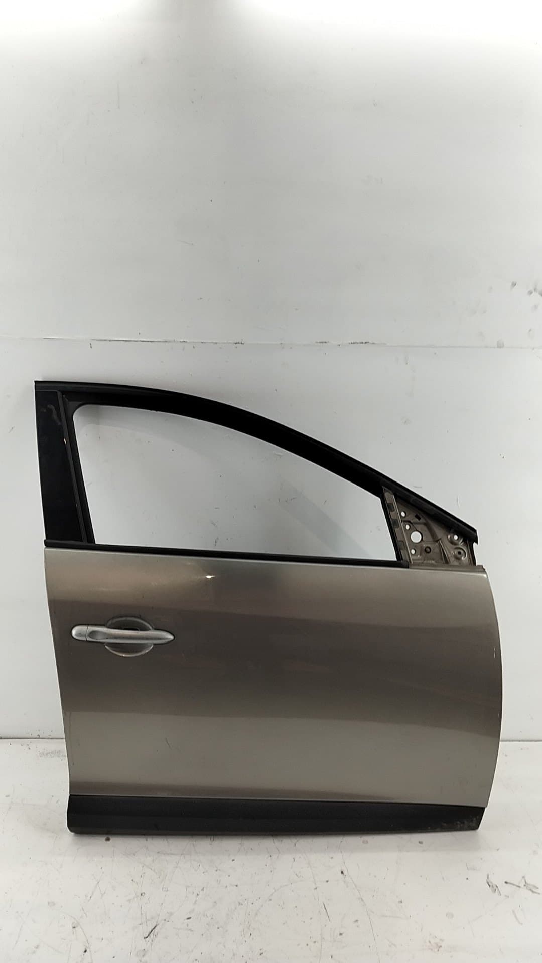 Puerta delantera derecha RENAULT MEGANE III BERLINA 5 P