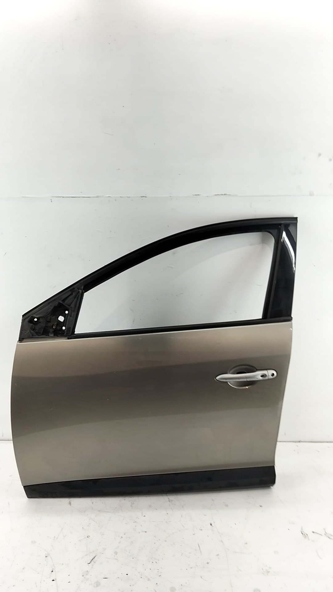 Puerta delantera izquierda RENAULT MEGANE III BERLINA 5 P 4