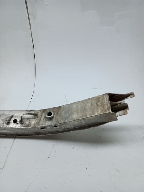 Refuerzo paragolpes delantero BMW SERIE 3 LIM
