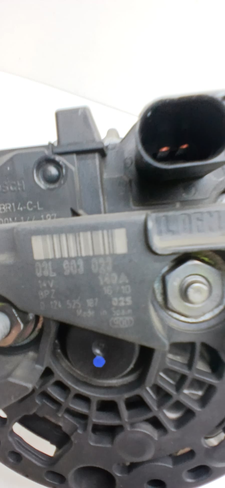 Alternador AUDI A3 (8L)