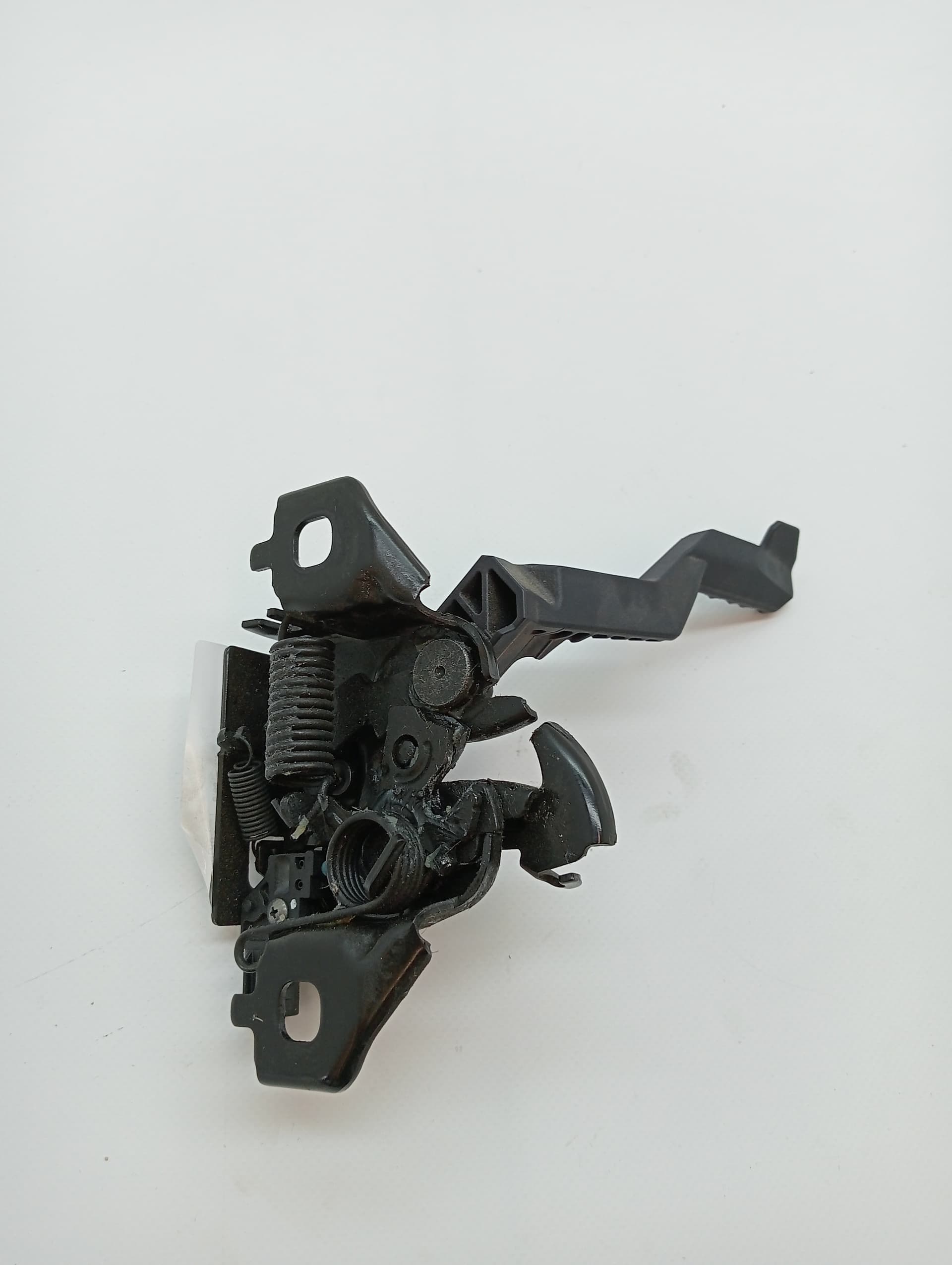 Cerradura capot DACIA SANDERO 2