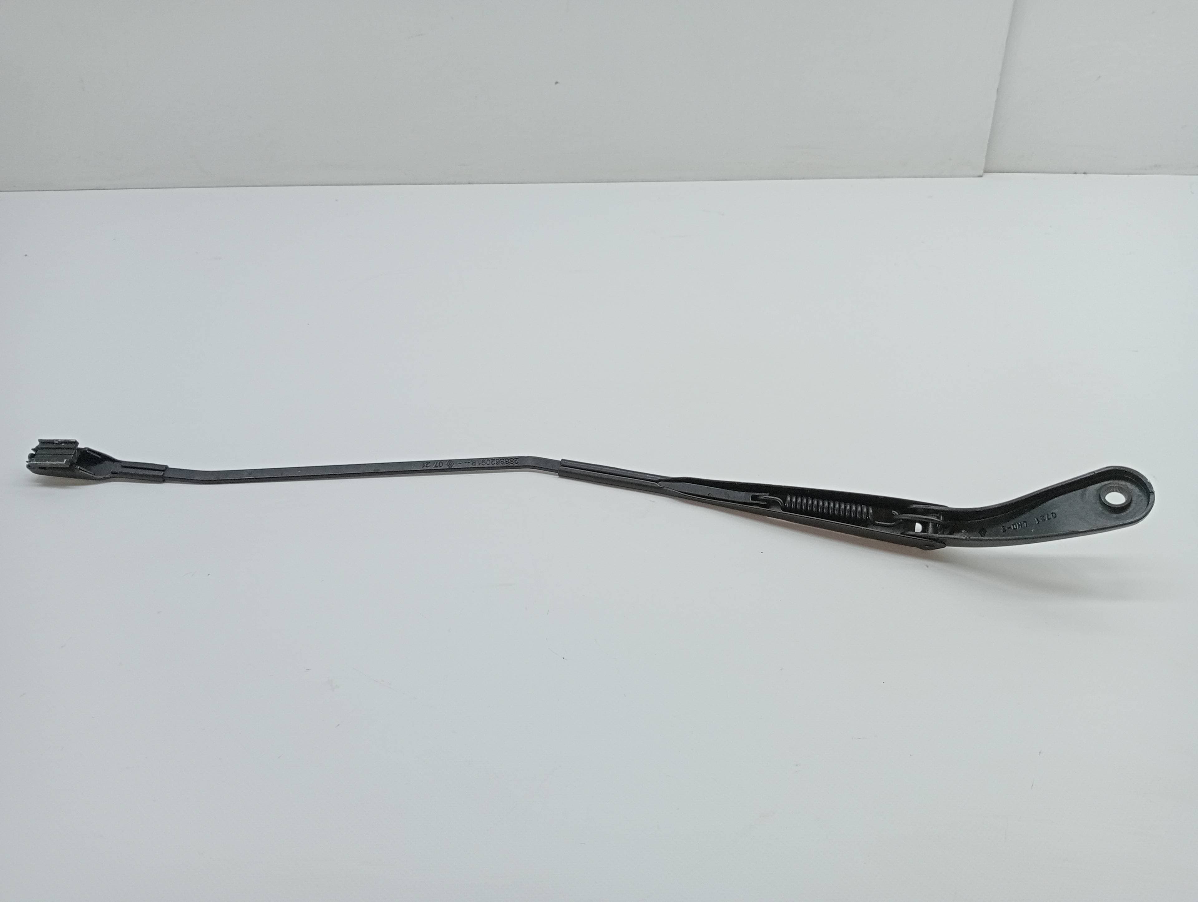 Brazo limpia delantero derecho DACIA SANDERO 2