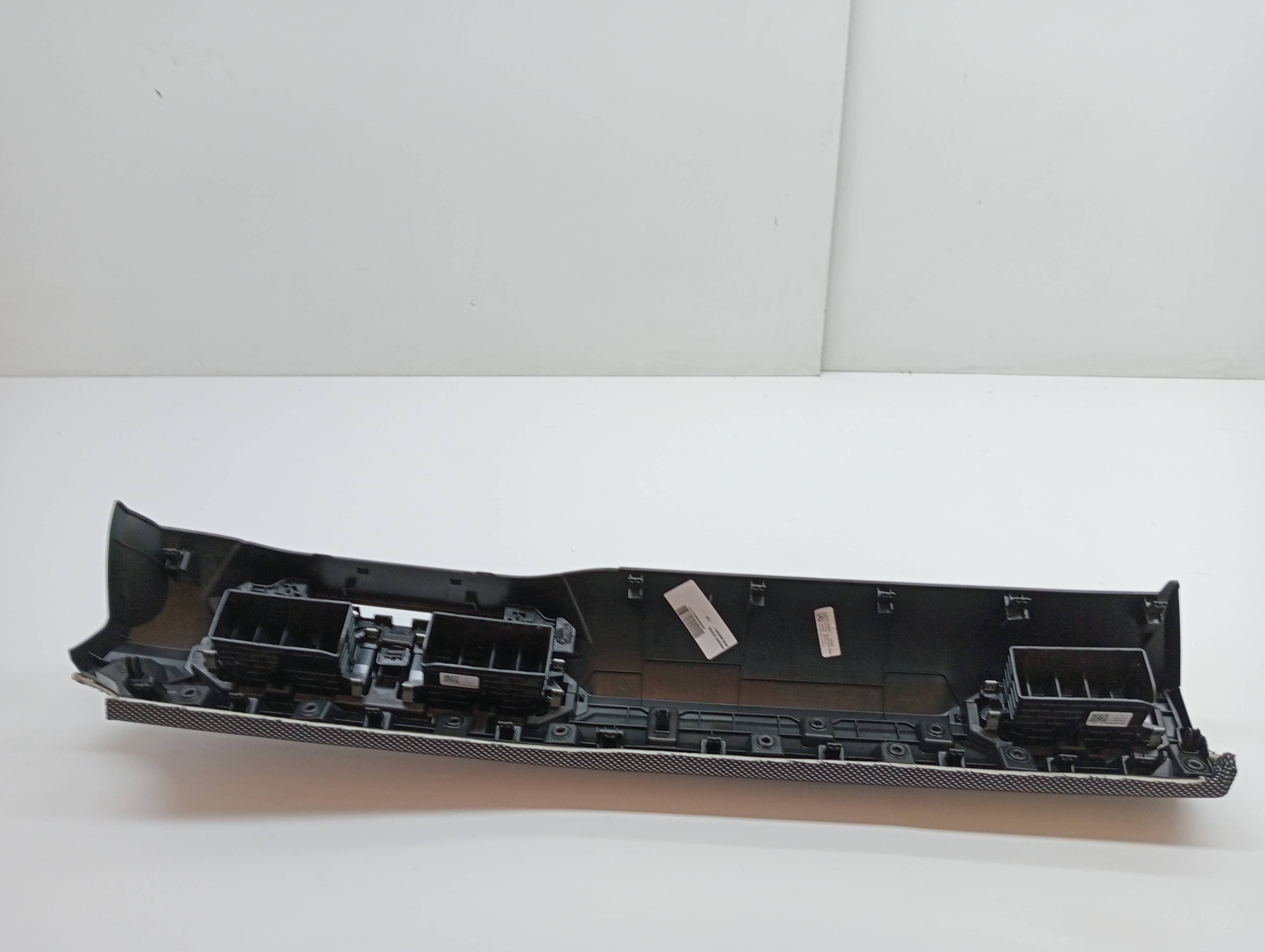 Recambio DACIA SANDERO ref. 687607616R 2
