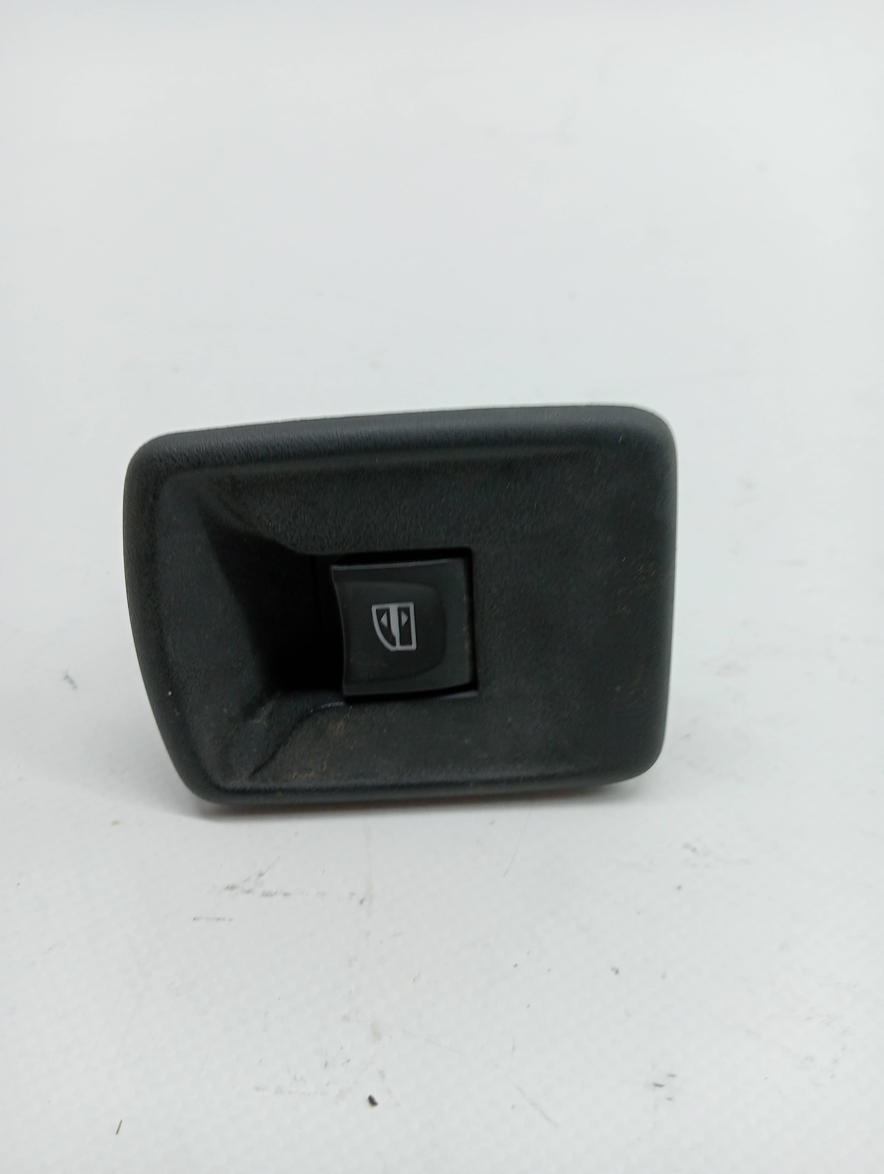 Mando elevalunas delantero derecho RENAULT KANGOO 2019