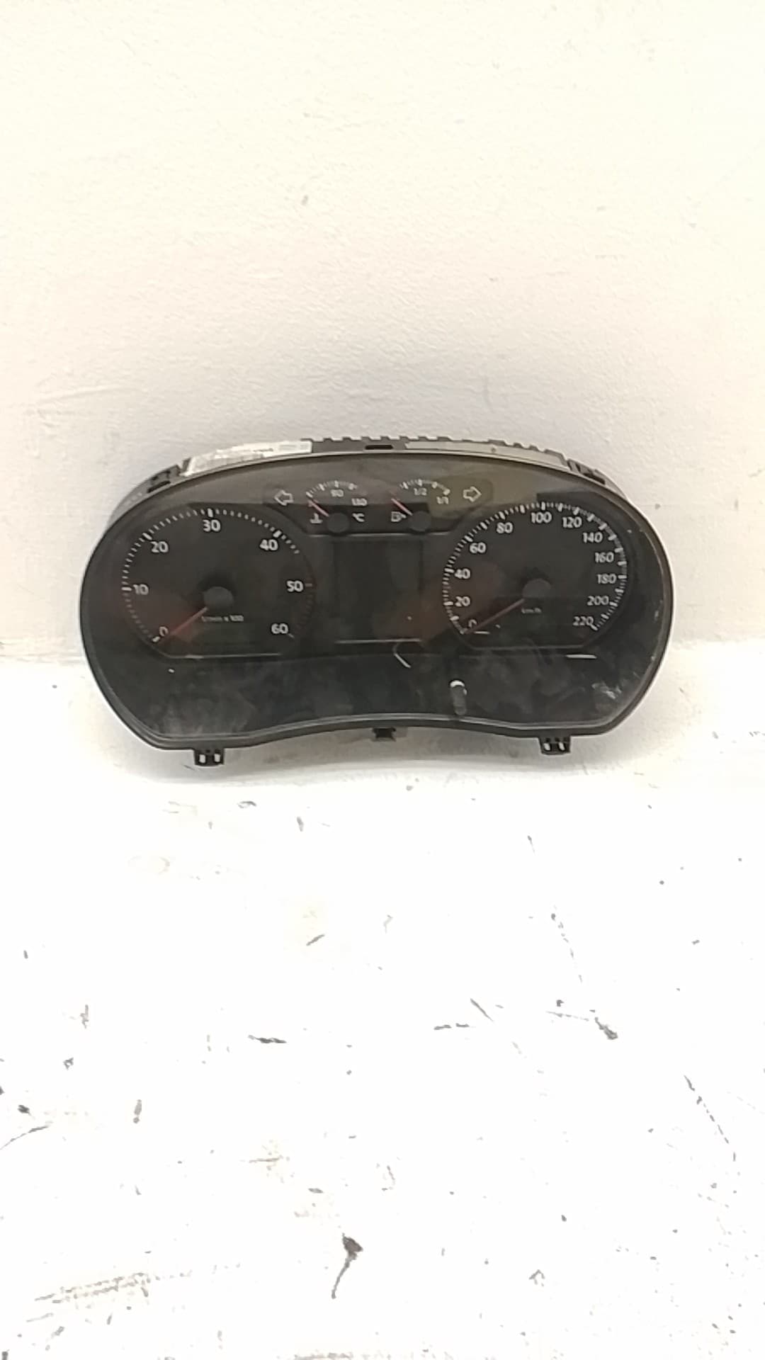 Cuadro instrumentos VOLKSWAGEN POLO (9N1)