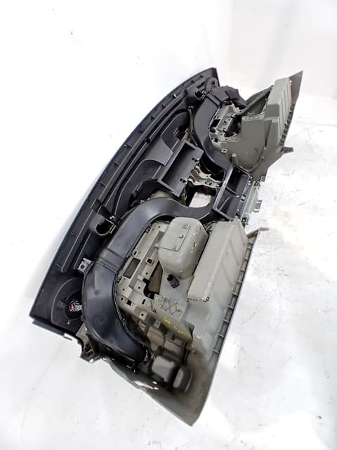 Salpicadero RENAULT TRAFIC COMBI (AB 4.01) 2