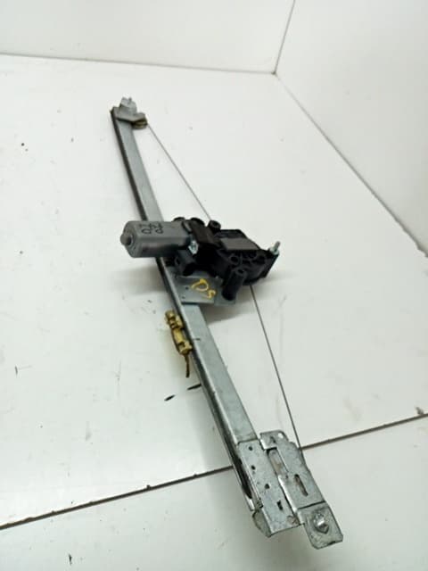 Elevalunas delantero derecho RENAULT TRAFIC COMBI (AB 4.01) 3