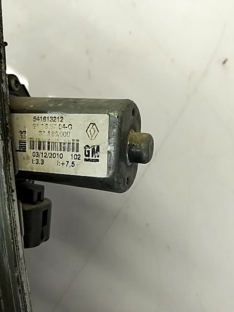 Elevalunas delantero izquierdo RENAULT TRAFIC COMBI (AB 4.01) 3