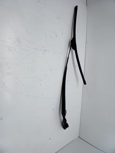 Brazo limpia delantero izquierdo MAZDA 6