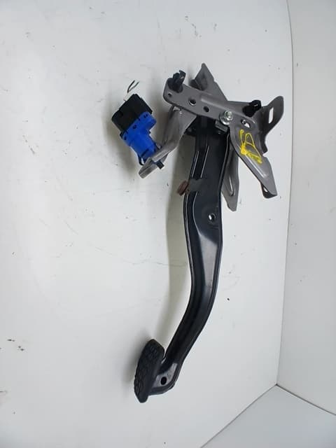 Pedal freno MAZDA 6