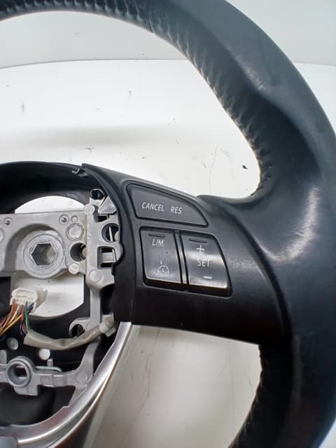 Volante MAZDA 6 5