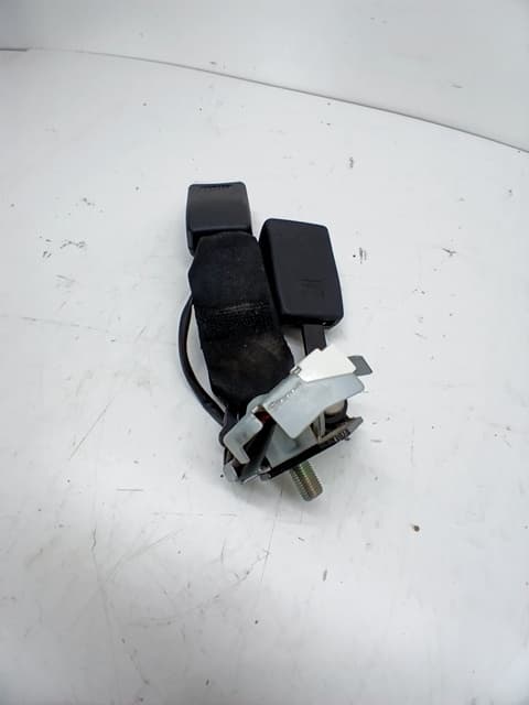 Enganche cinturon trasero central MAZDA 6 5