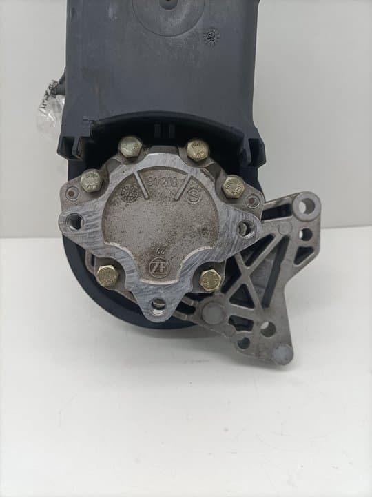 Bomba direccion BMW SERIE 3 BERLINA (E46) 4
