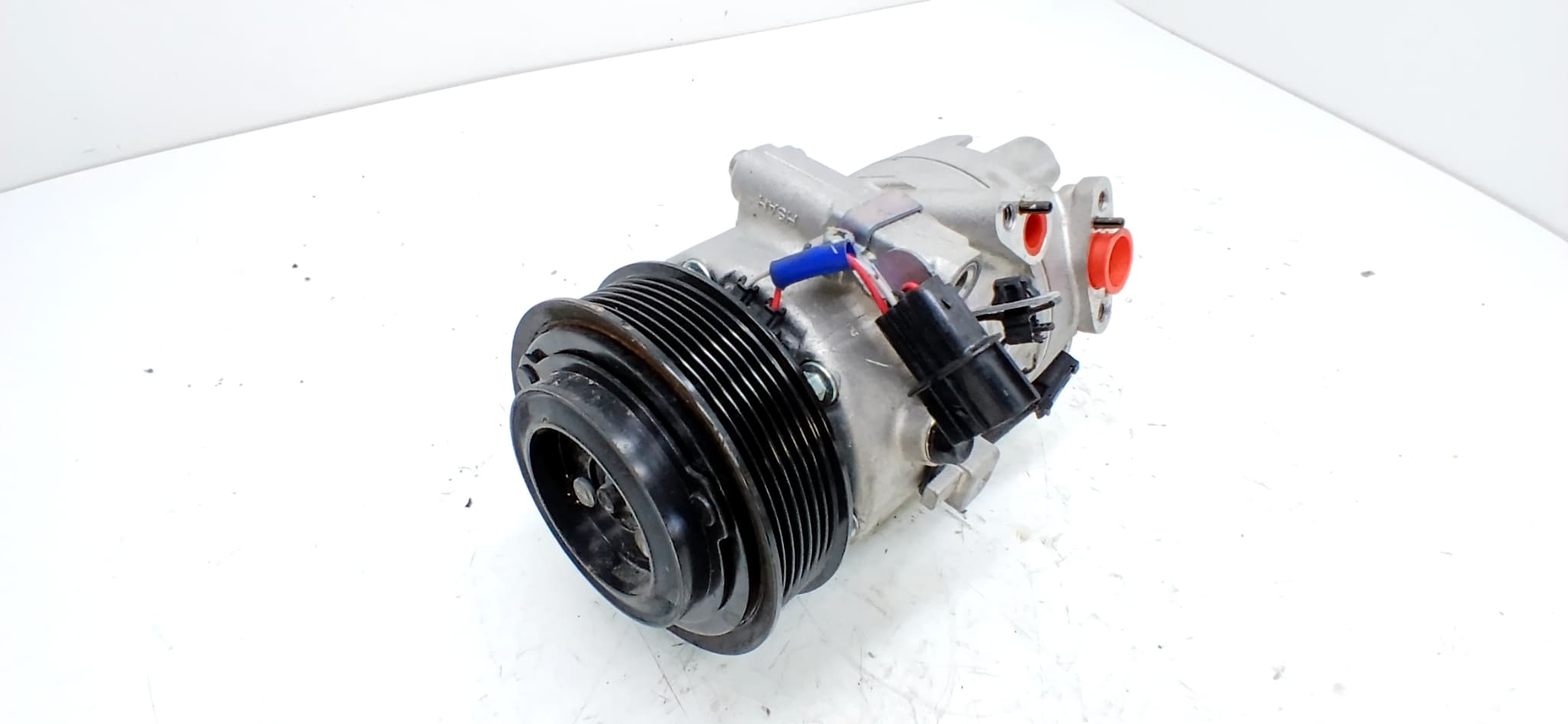 Recambio HYUNDAI BAYON ref. 97701Q0450