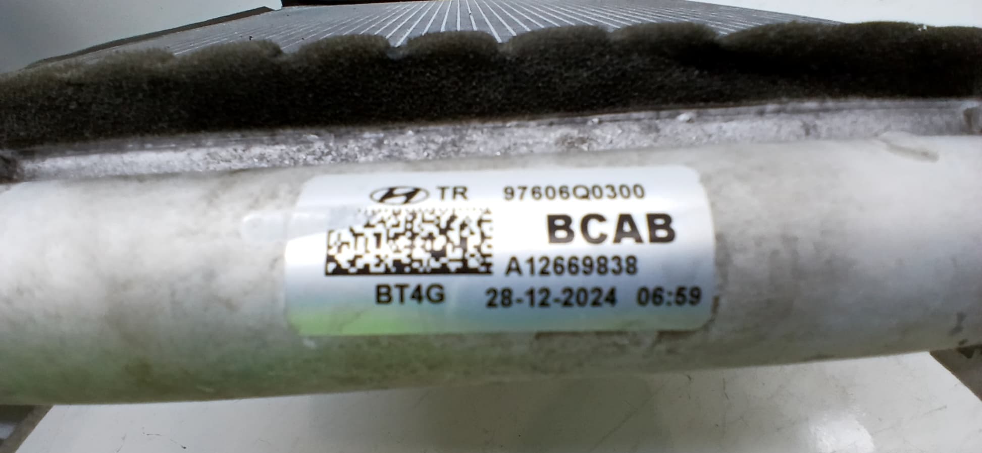 Recambio HYUNDAI BAYON ref. 97606Q0300 2