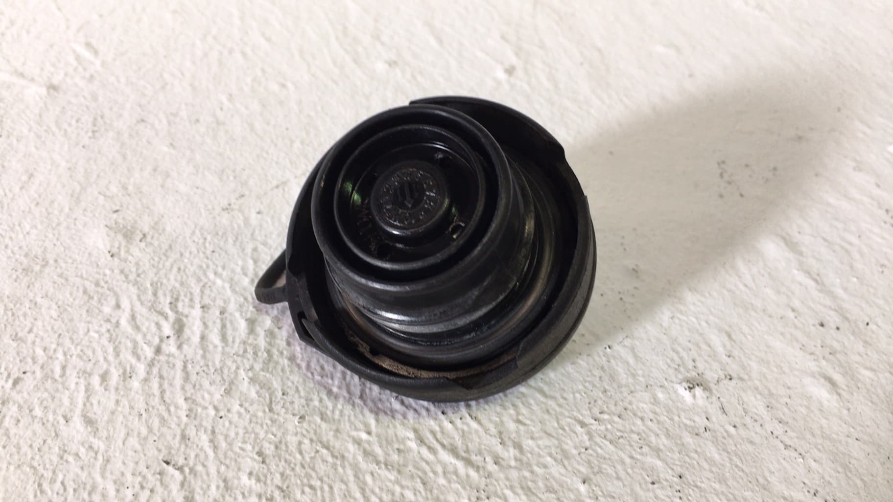 Tapon combustible AUDI A1 SPORTBACK (8XF) 2