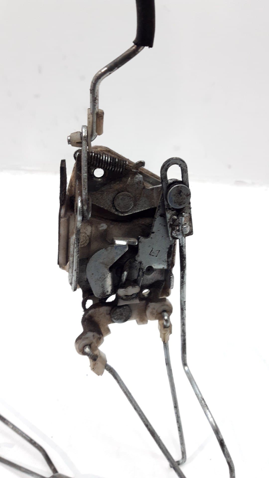 Cerradura puerta delantera derecha TATA INDICA 3