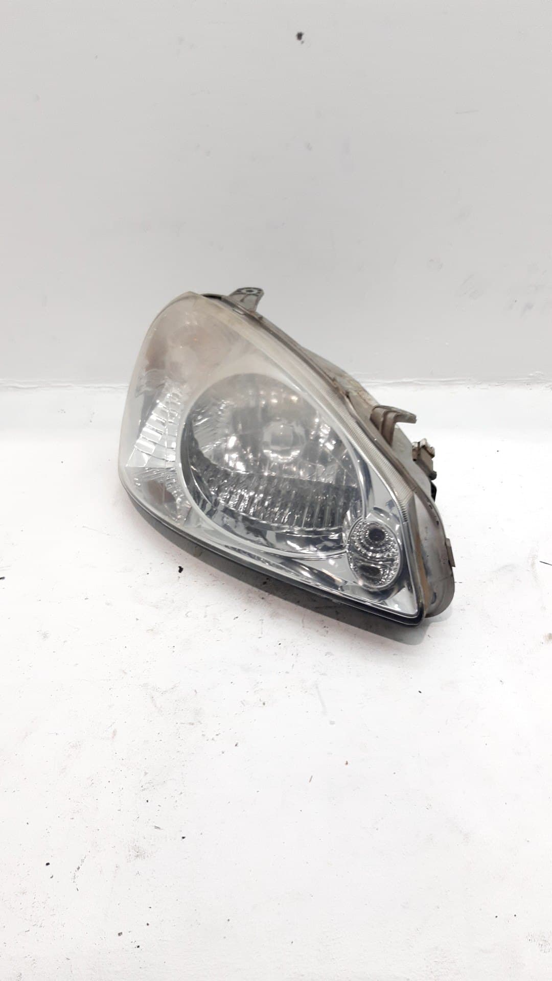 Faro derecho TATA INDICA