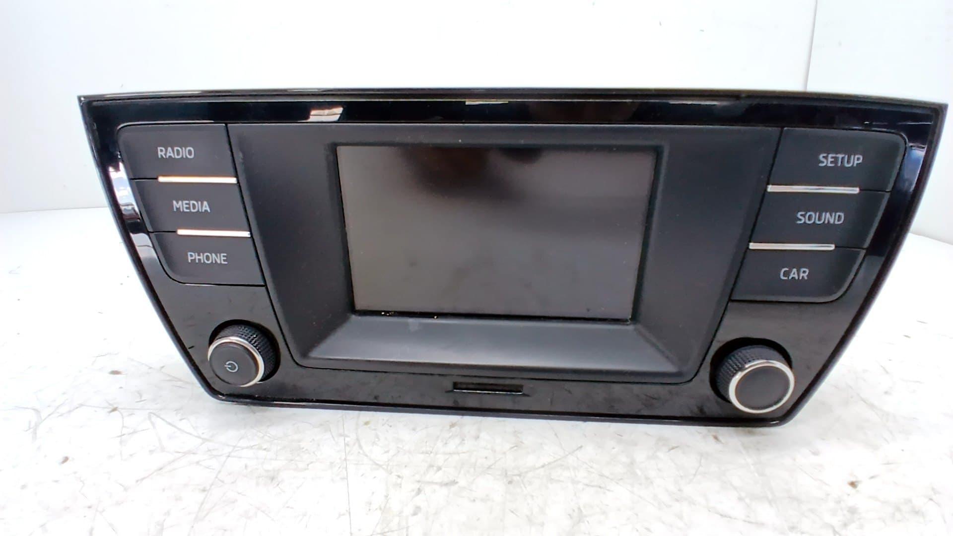 Pantalla multifuncion SKODA FABIA 4