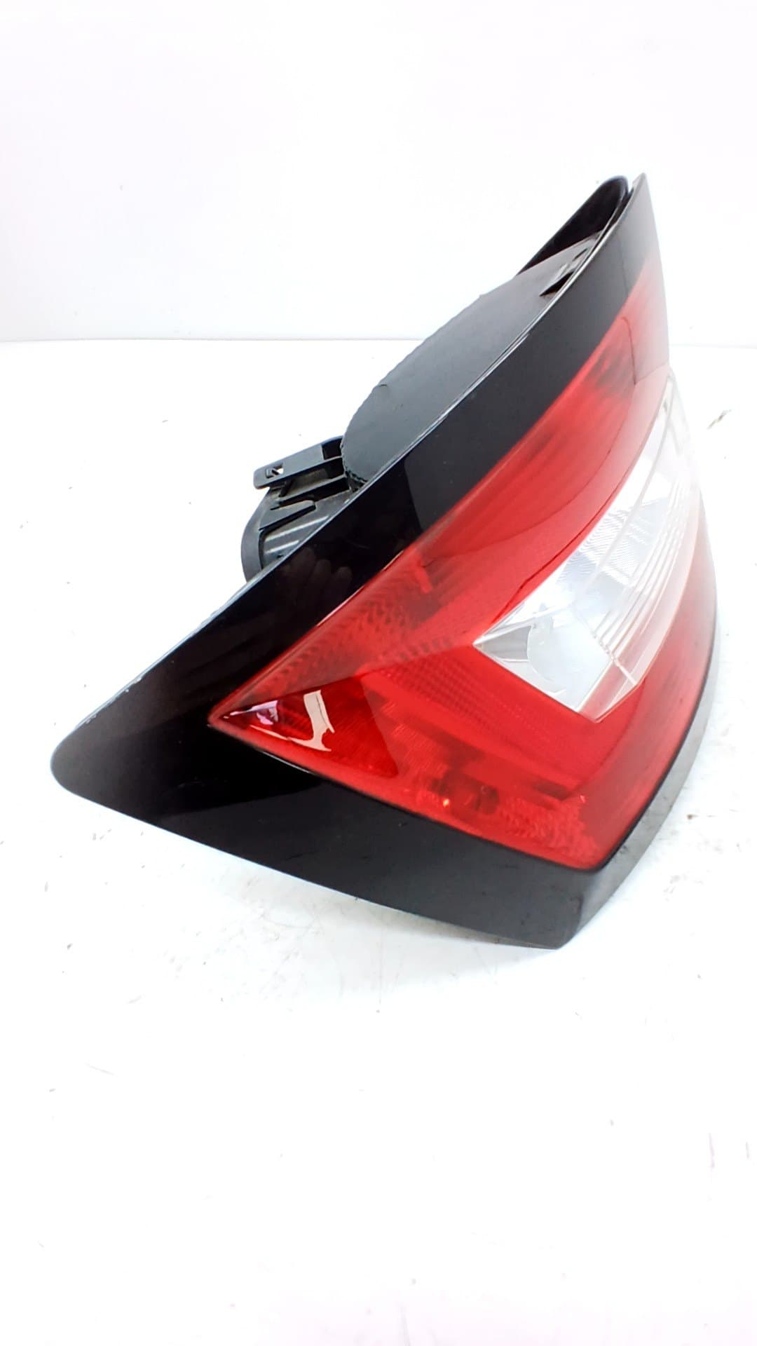 Piloto trasero izquierdo SKODA FABIA 4