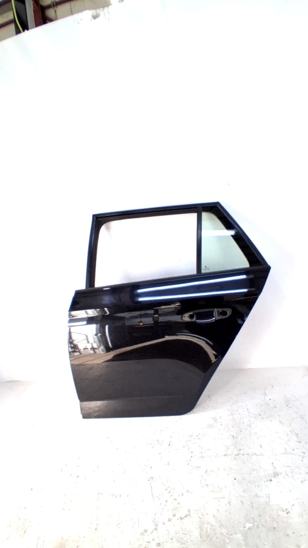 Puerta trasera izquierda SKODA FABIA
