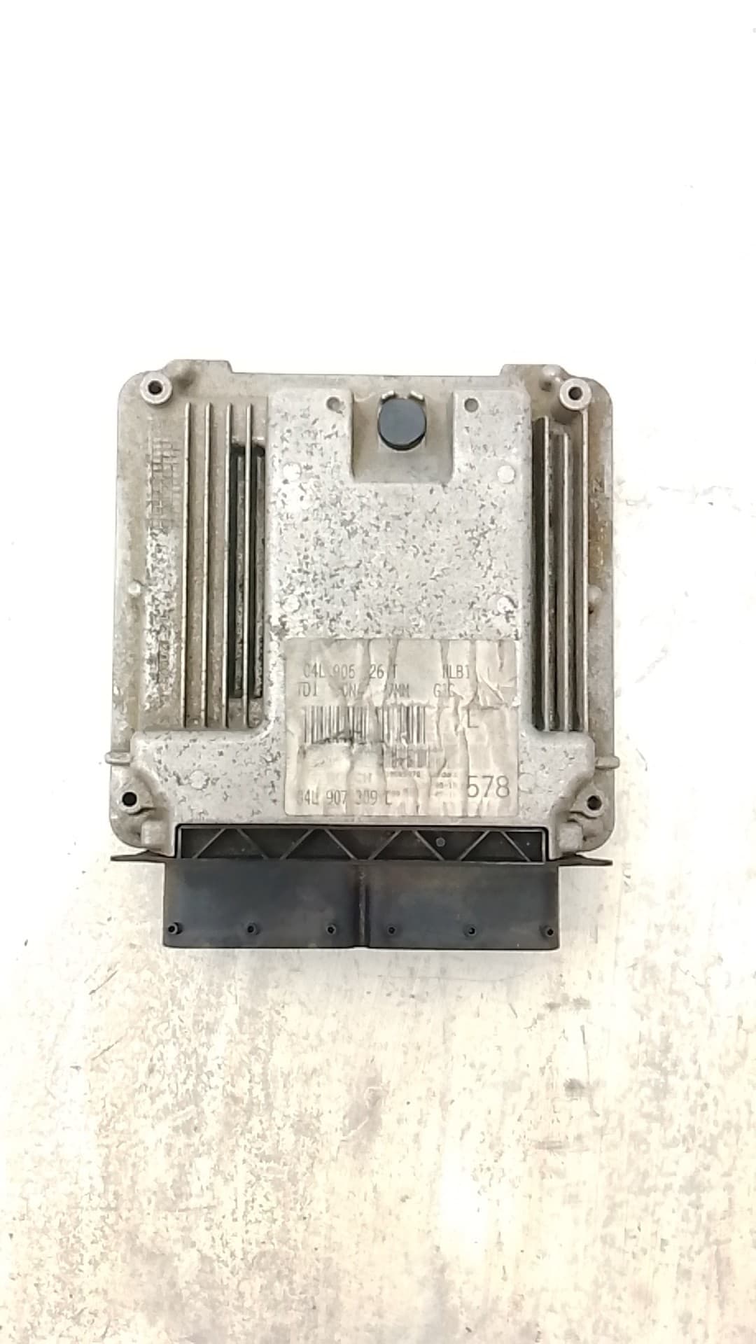 Centralita motor uce AUDI A4 AVANT (8W5)