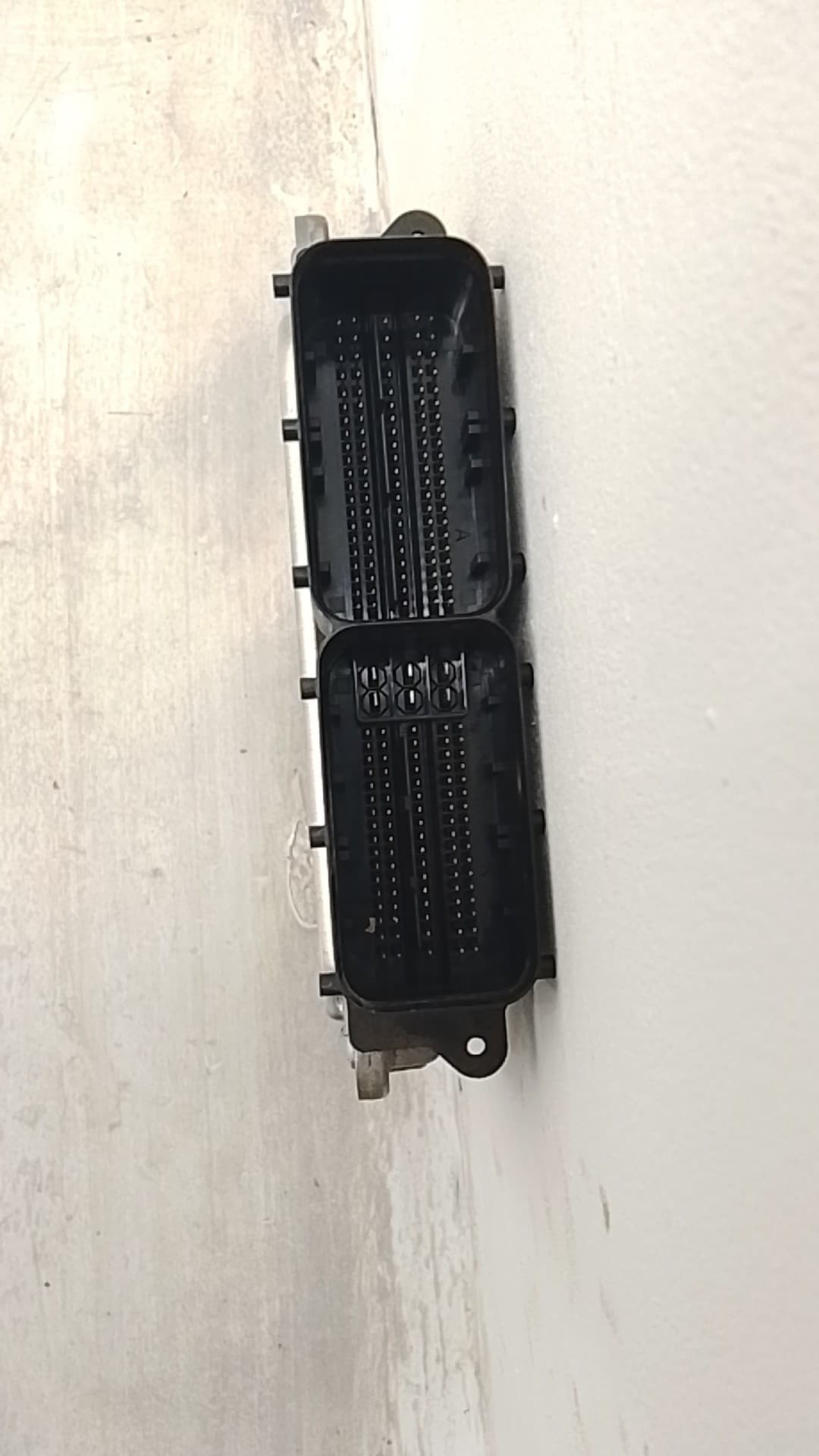 Centralita motor uce AUDI A4 AVANT (8W5) 2