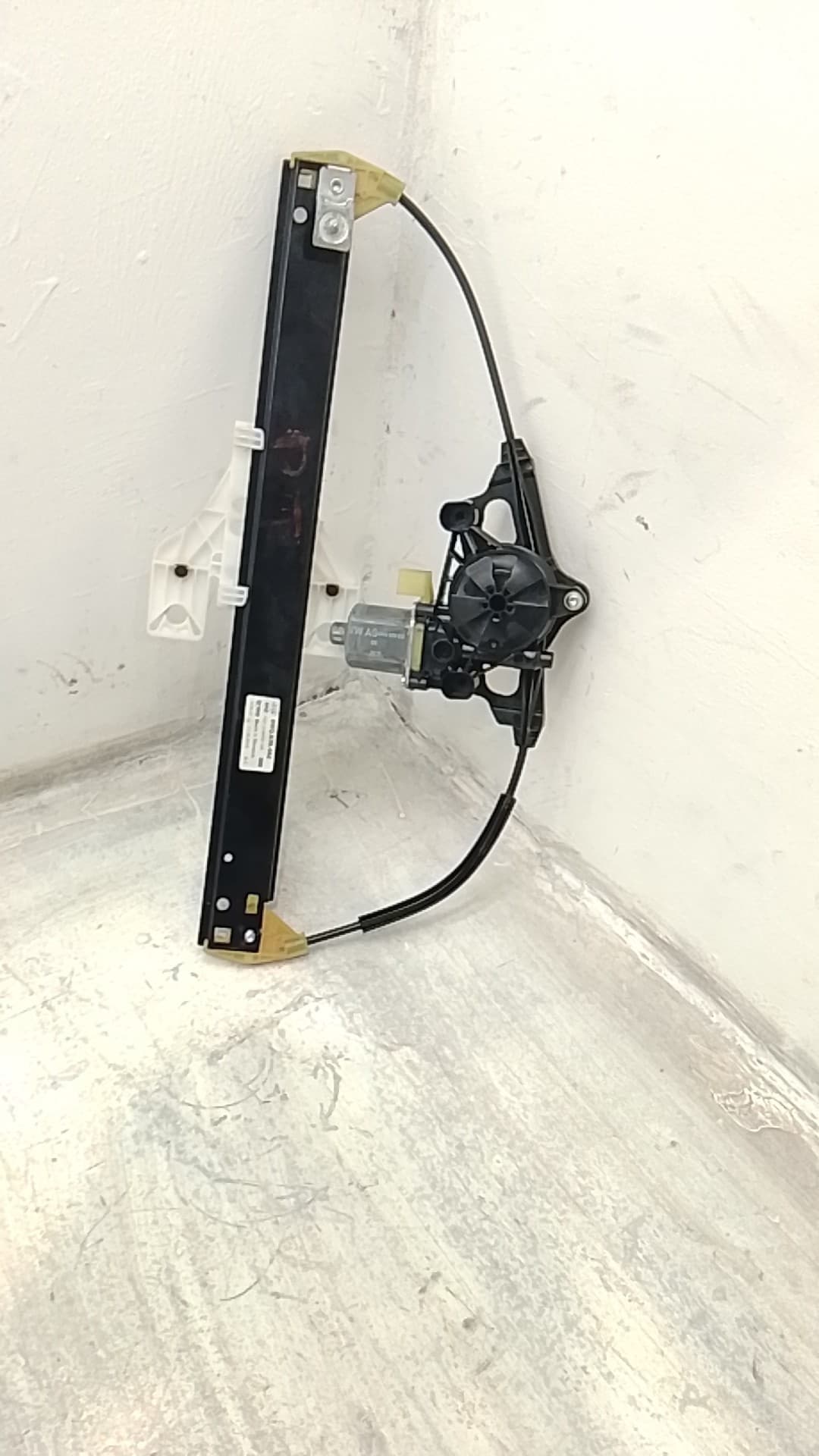 Elevalunas trasero derecho AUDI A4 AVANT (8W5)