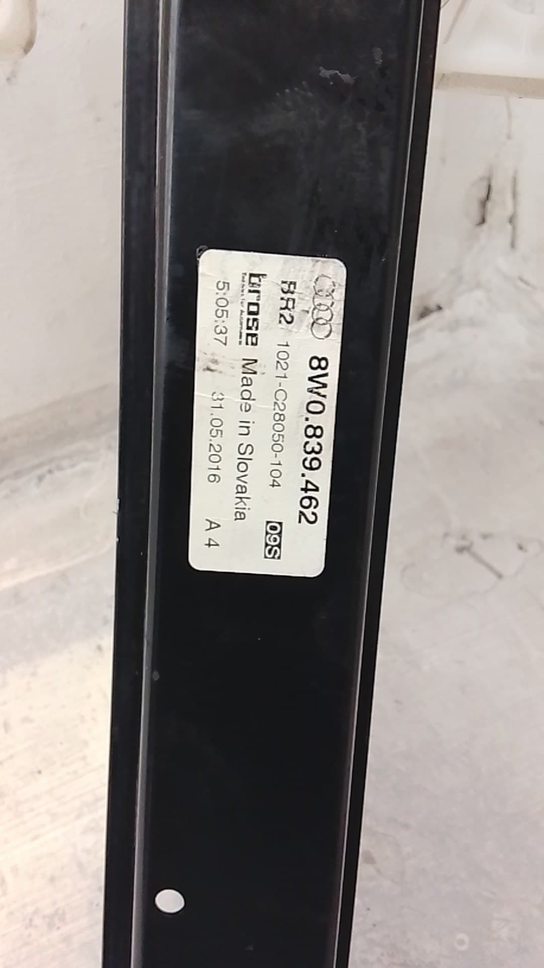 Elevalunas trasero derecho AUDI A4 AVANT (8W5) 5