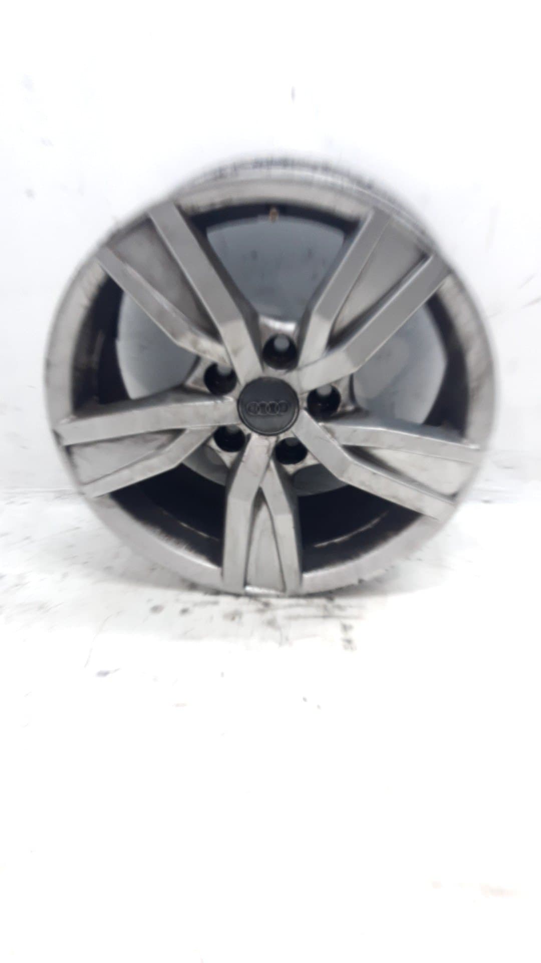 Llanta AUDI A4 AVANT (8W5)