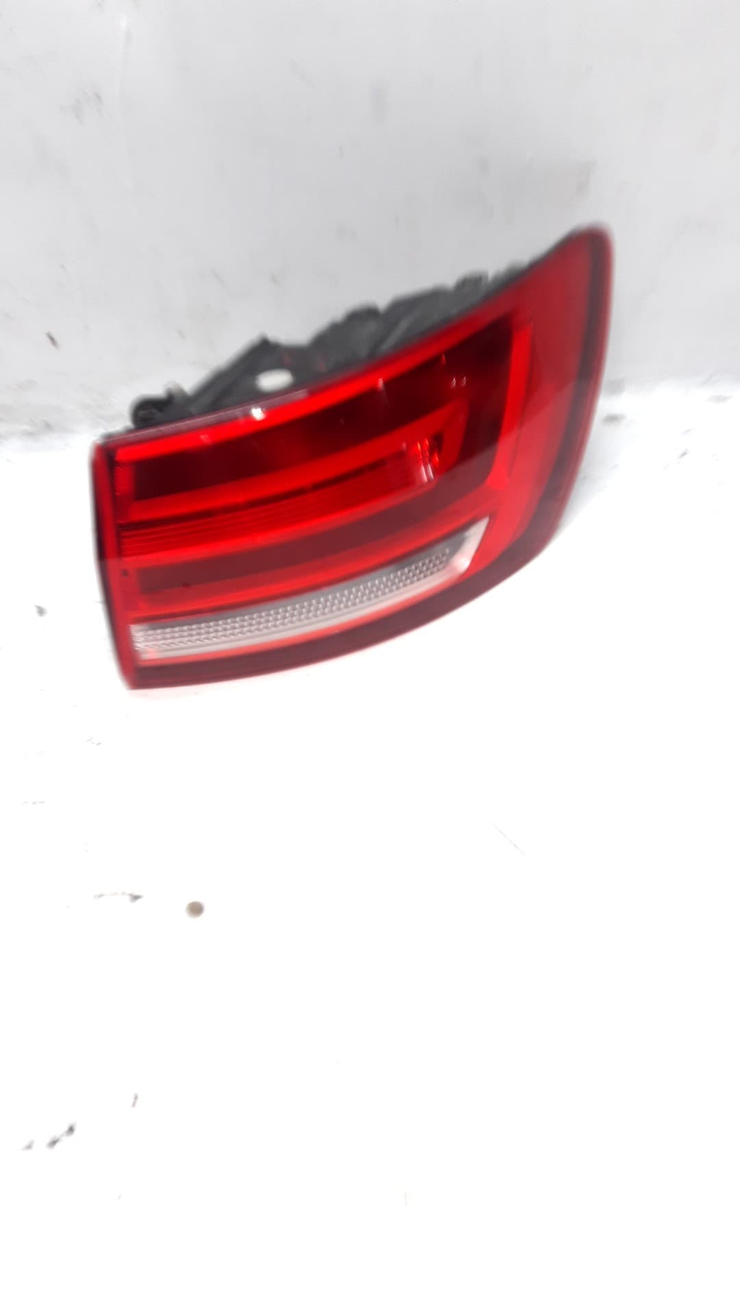 Piloto trasero derecho AUDI A4 AVANT (8W5)