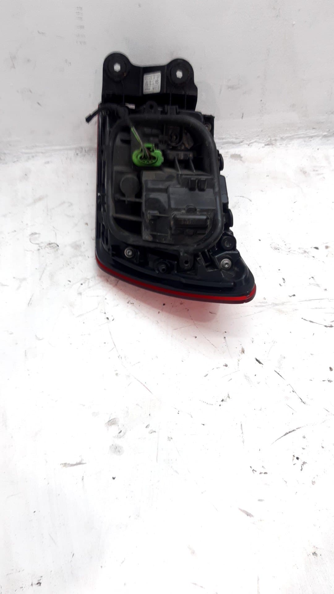 Piloto trasero izquierdo AUDI A4 AVANT (8W5) 2