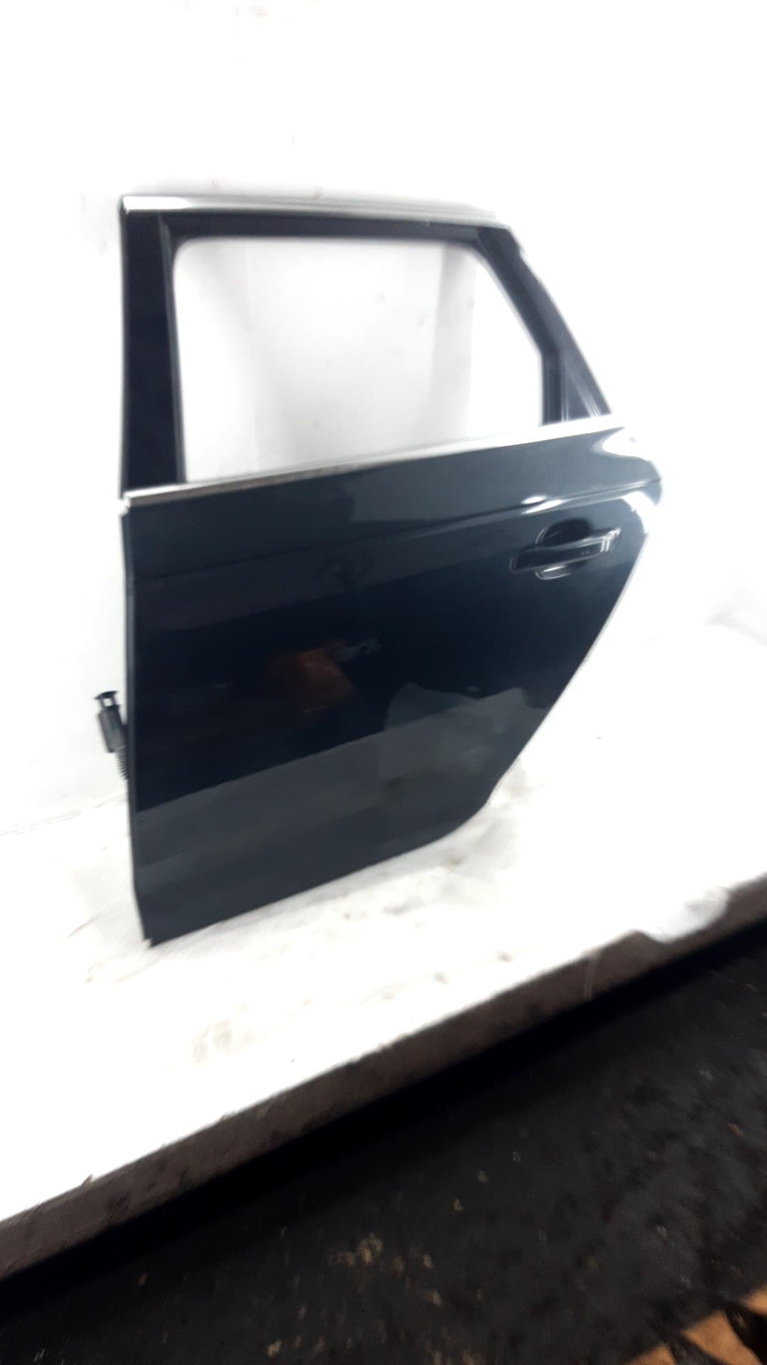 Puerta trasera izquierda AUDI A4 AVANT (8W5)