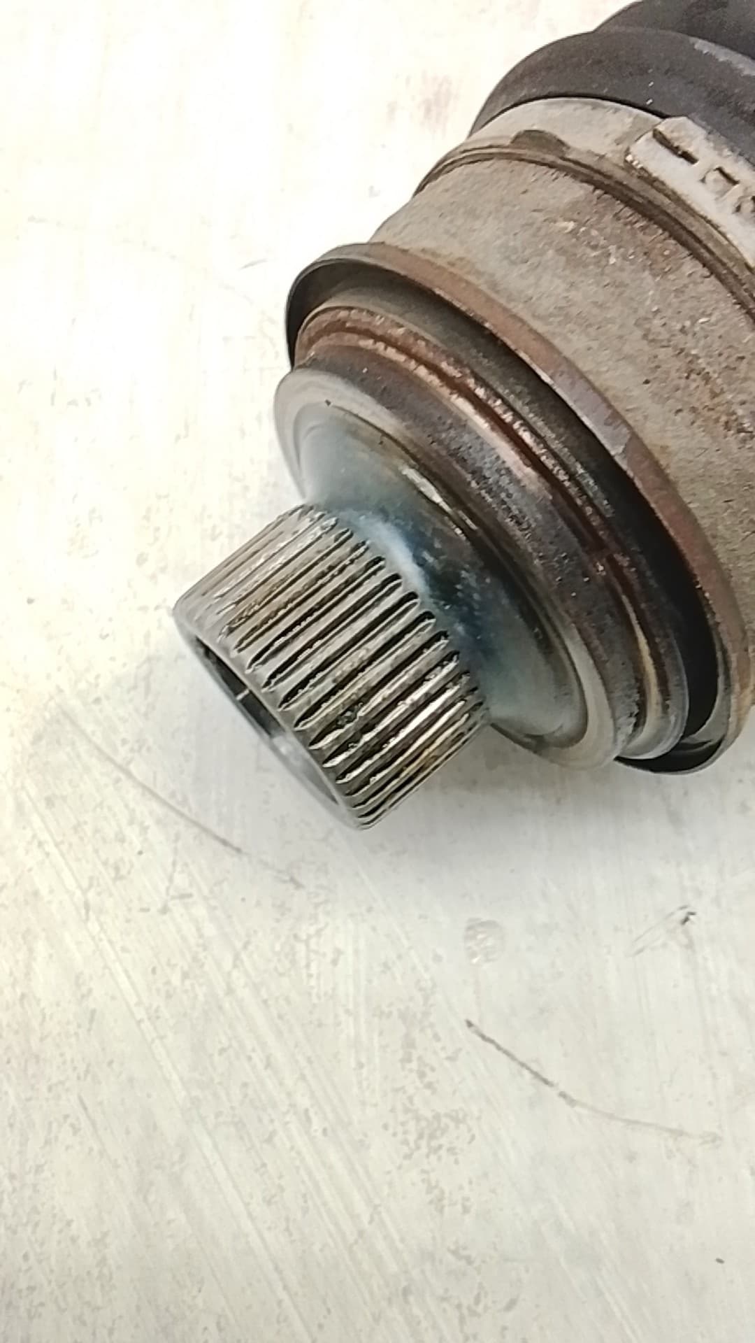 Transmision delantera izquierda AUDI A4 AVANT (8W5) 5