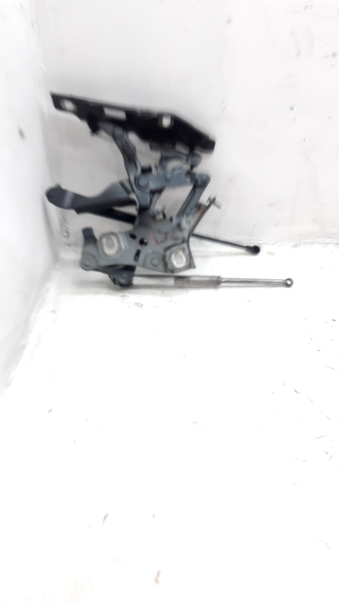 Recambio AUDI A4 AVANT (8W5) ref. 8W0823302E